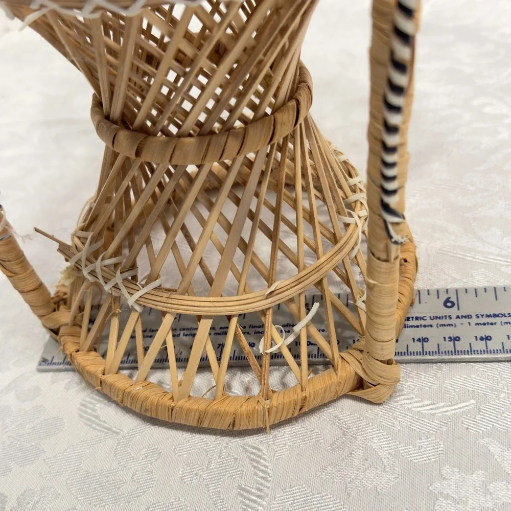 Wicker Peacock Fan Rattan Chair 16